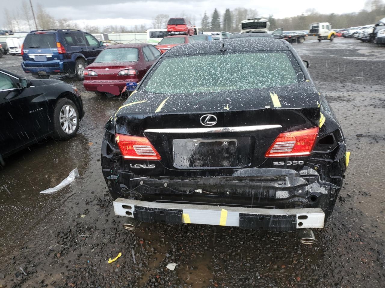 2010 Lexus ES - Image 6