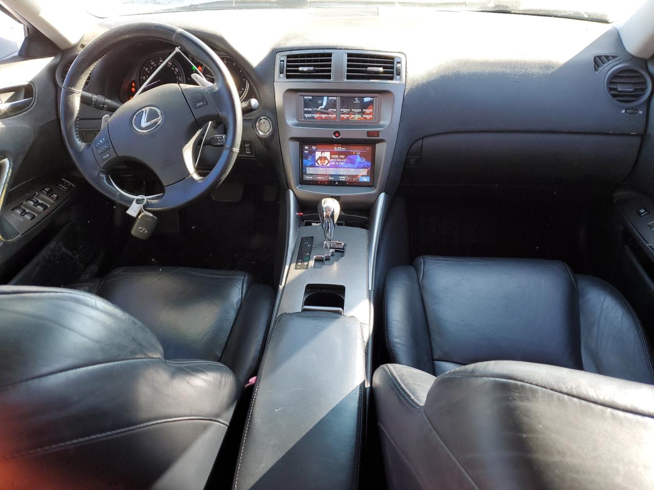 2008 Lexus IS - Image 8
