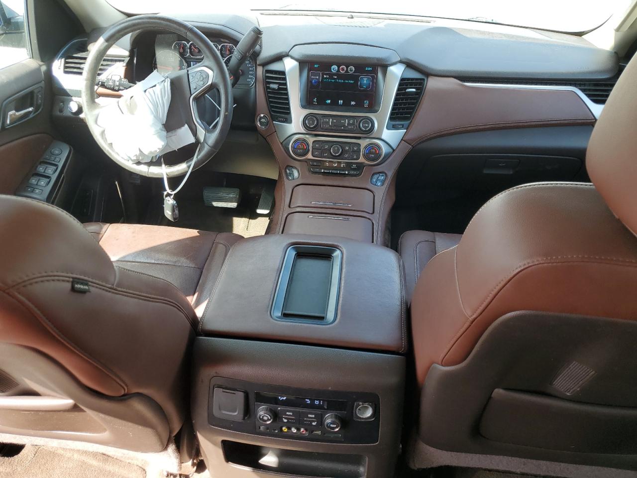2015 Chevrolet Suburban - Image 8