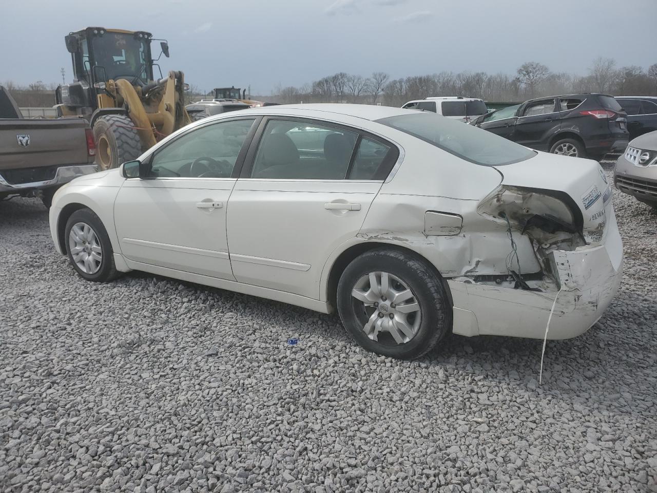 2009 Nissan Altima - Image 2