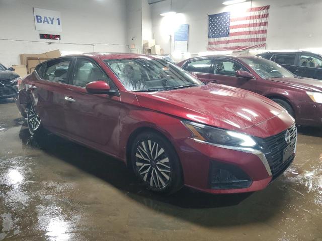  NISSAN ALTIMA 2024 Czerwony