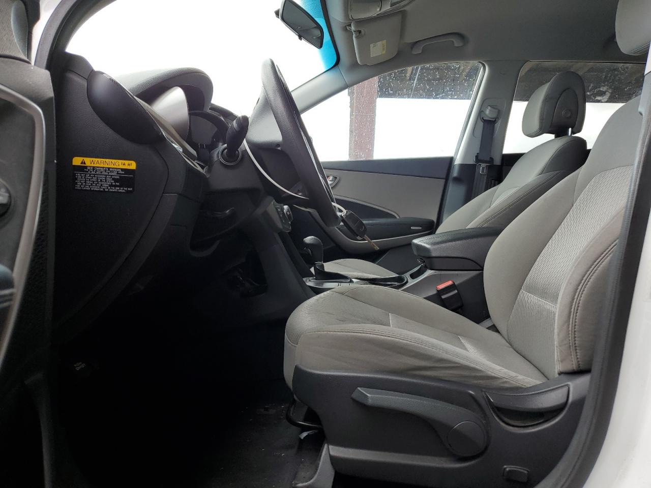 2015 Hyundai Santa Fe - Image 7