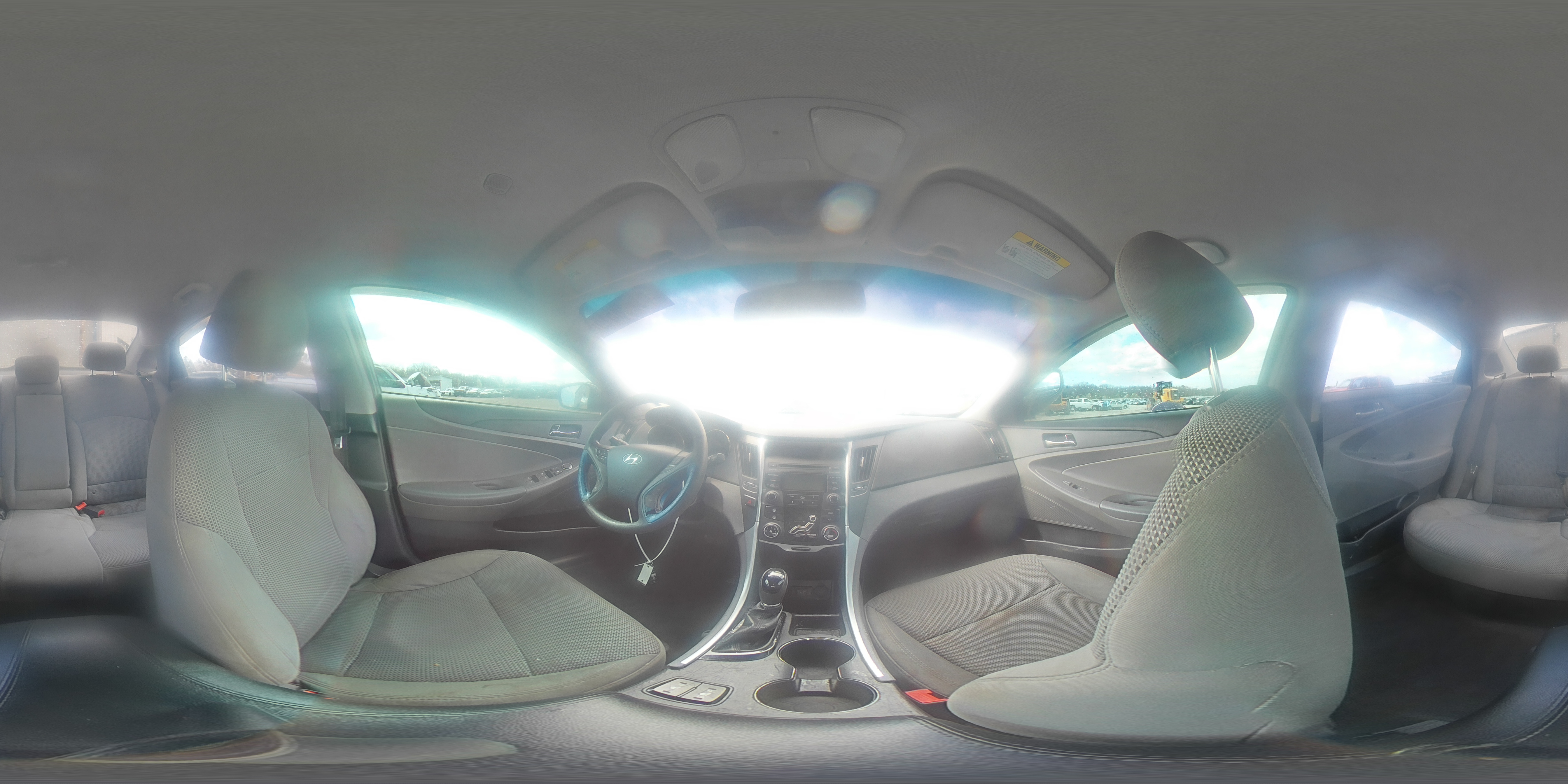 2013 Hyundai Sonata - Image 12