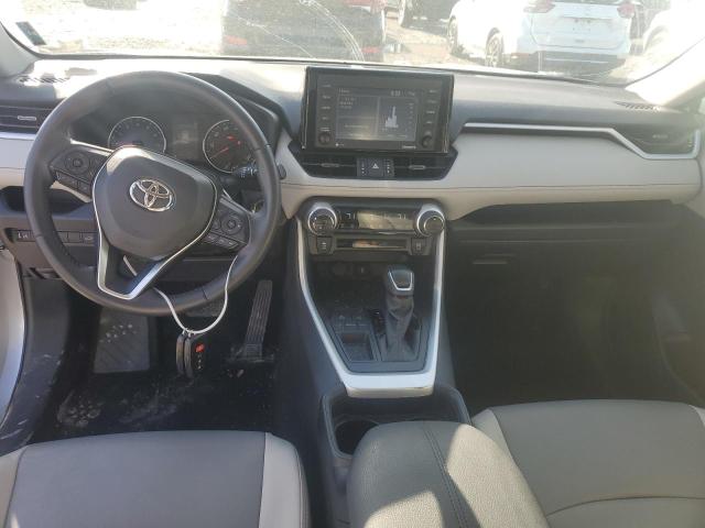  TOYOTA RAV4 2021 Silver