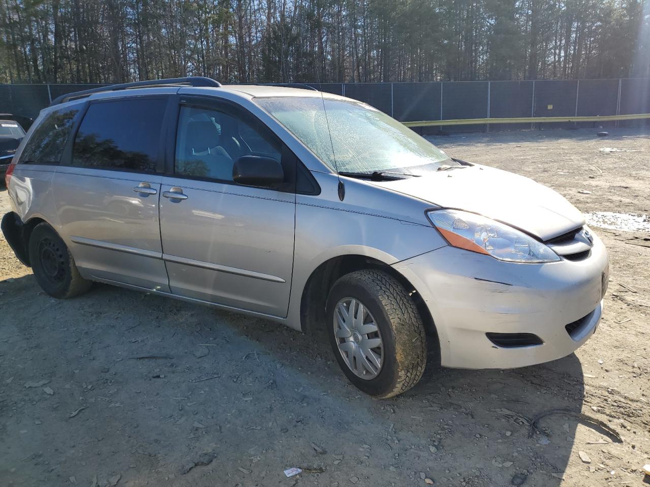 2006 Toyota Sienna - Image 4