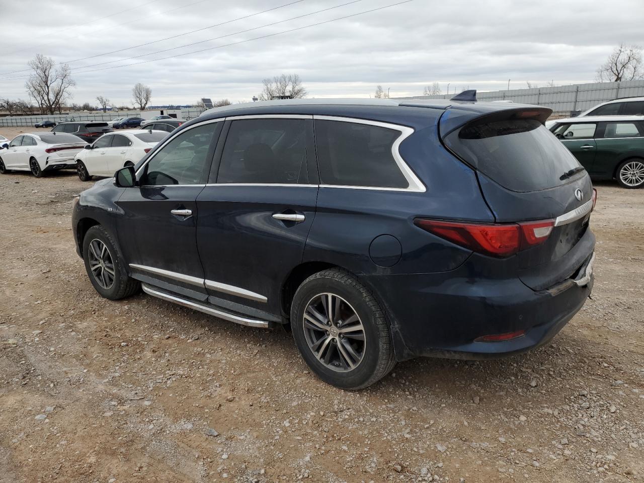 2017 Infiniti QX60 - Image 2