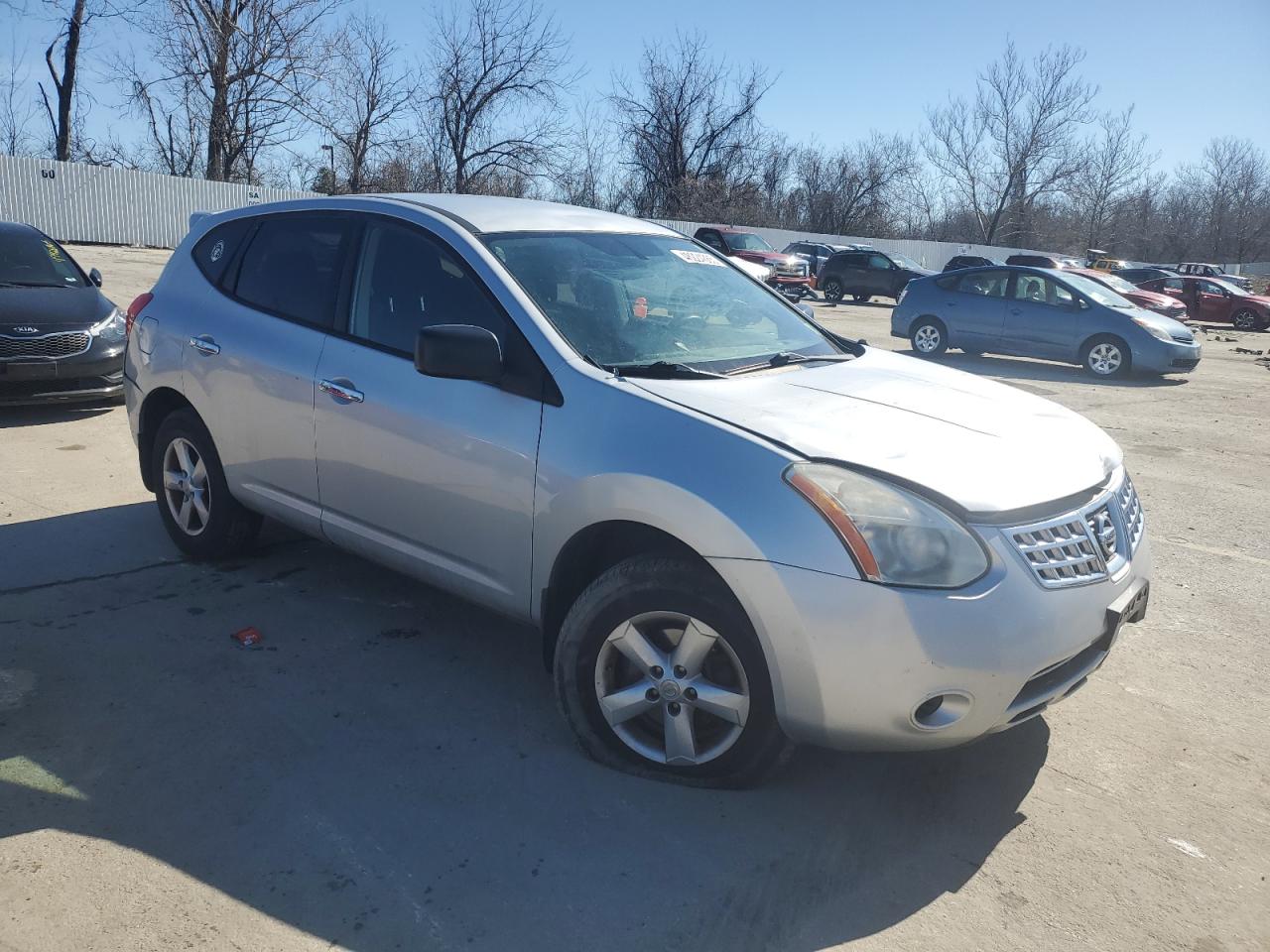 2010 Nissan Rogue - Image 4