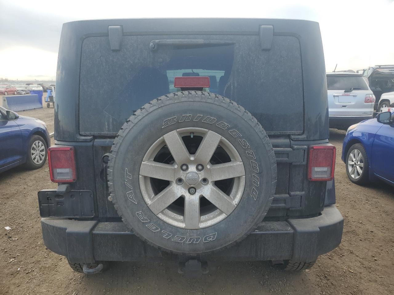 2016 Jeep Wrangler - Image 6