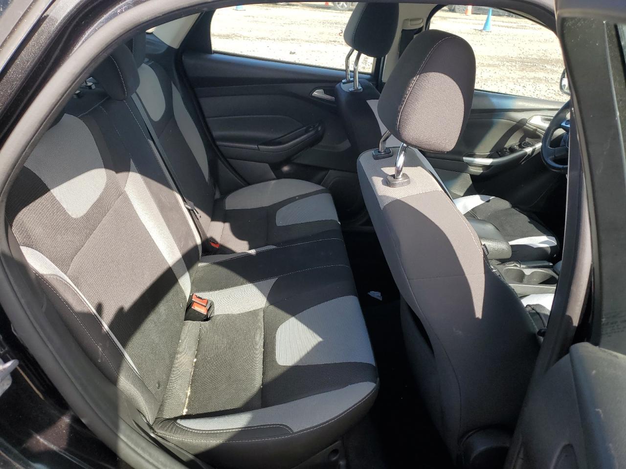2012 Ford Focus - Image 10