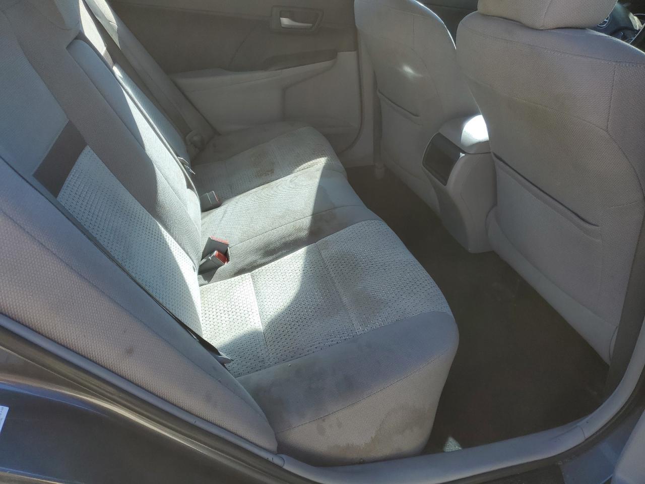 2013 Toyota Camry - Image 10