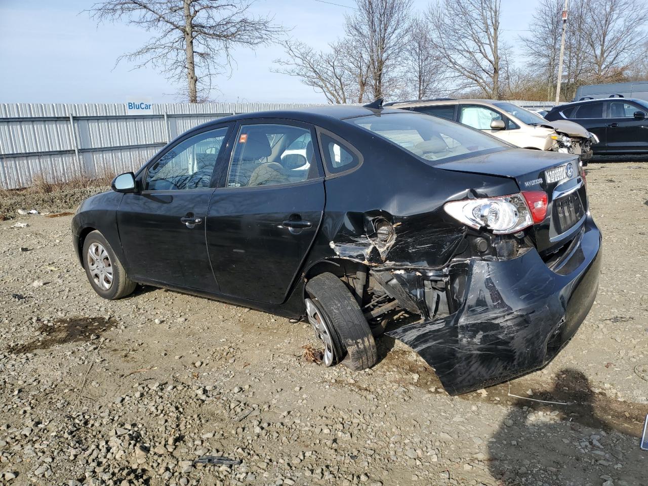 2010 Hyundai Elantra - Image 2