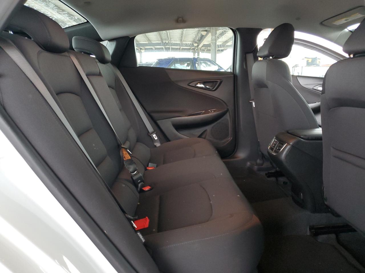 2023 Chevrolet Malibu - Image 10