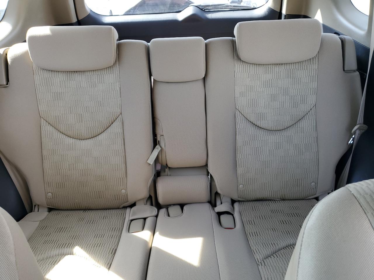2010 Toyota RAV 4 - Image 10