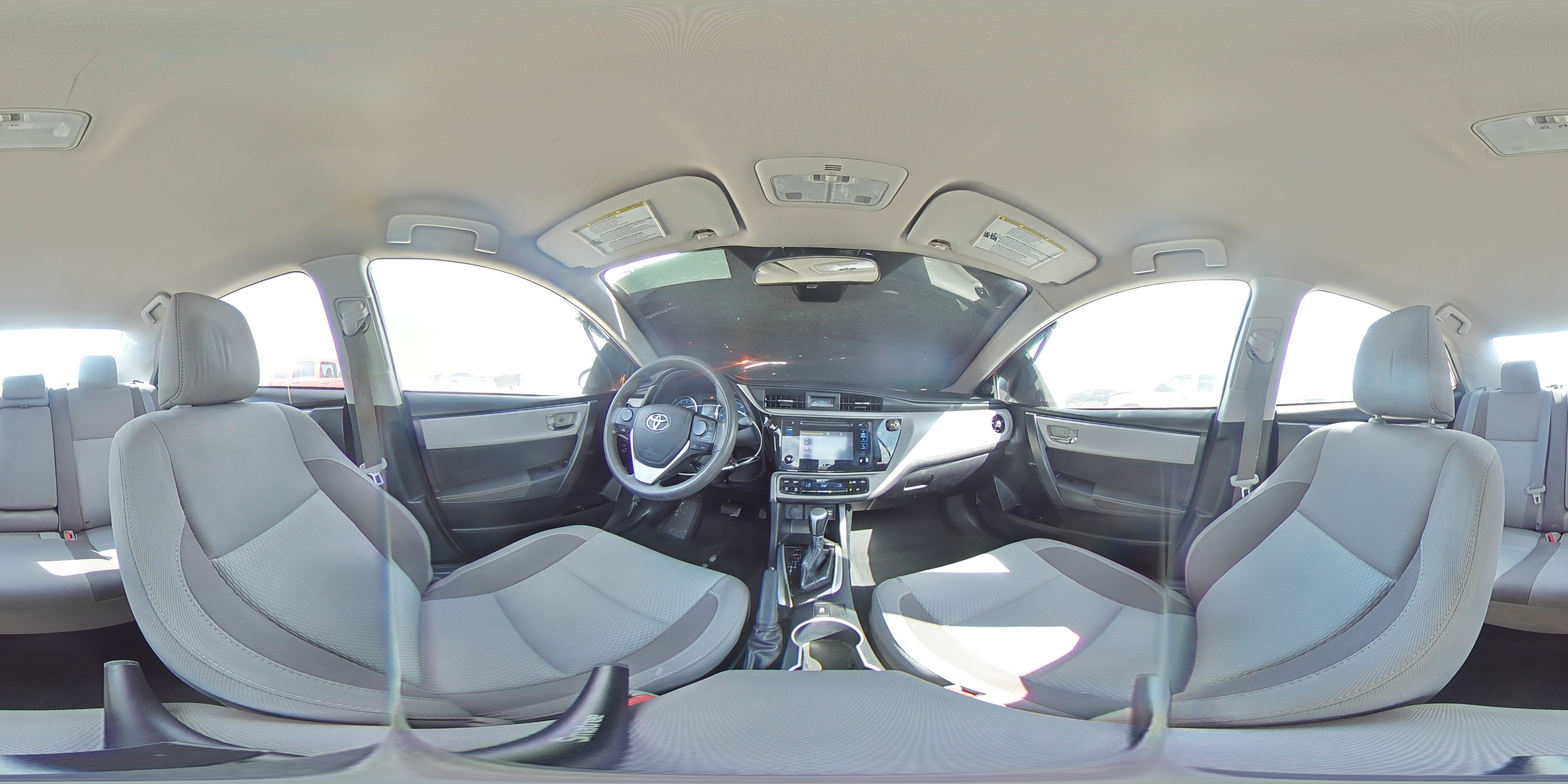 2018 Toyota Corolla - Image 13