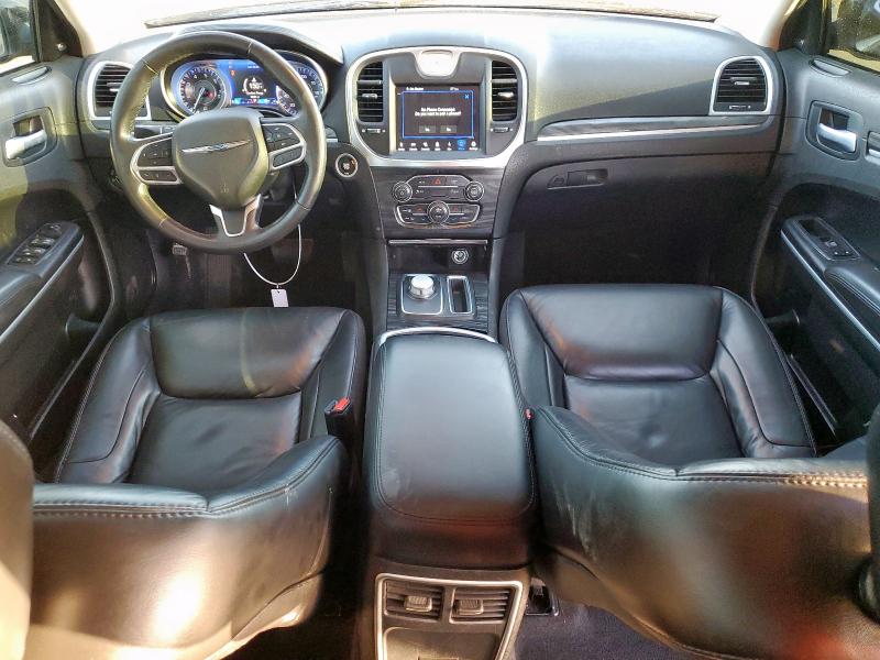  CHRYSLER 300 2021 Czarny