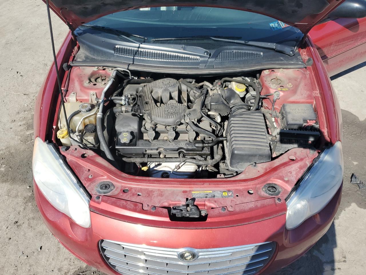 2006 Chrysler Sebring - Image 11