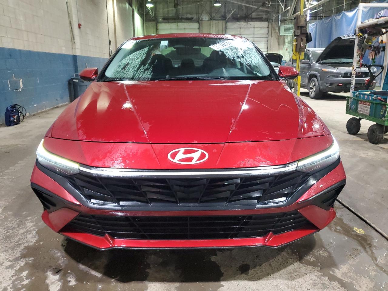 2024 Hyundai Elantra - Image 5