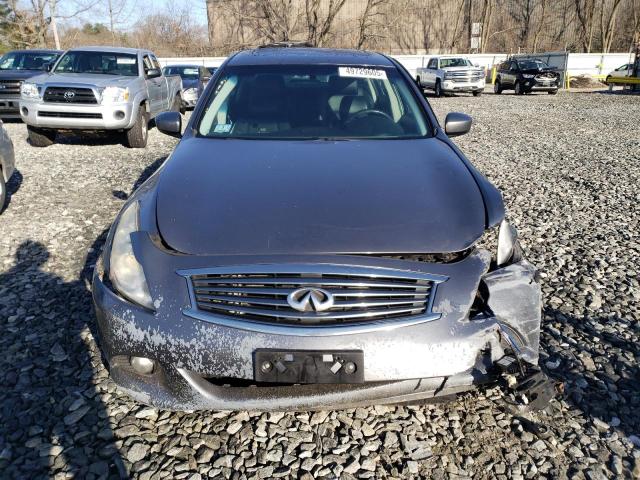  INFINITI G37 2013 Srebrny