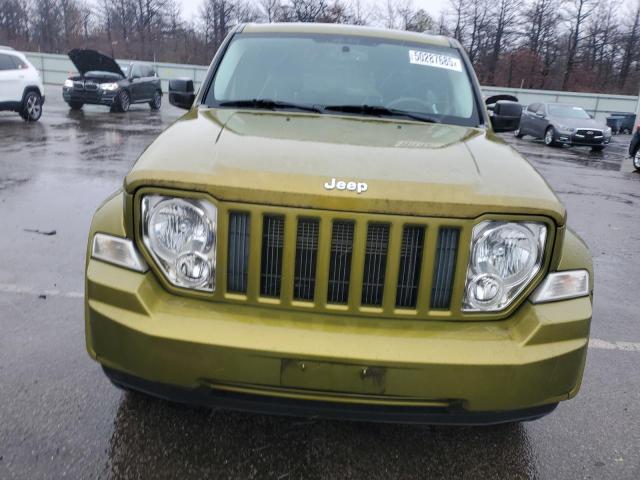  JEEP LIBERTY 2012 Зелений