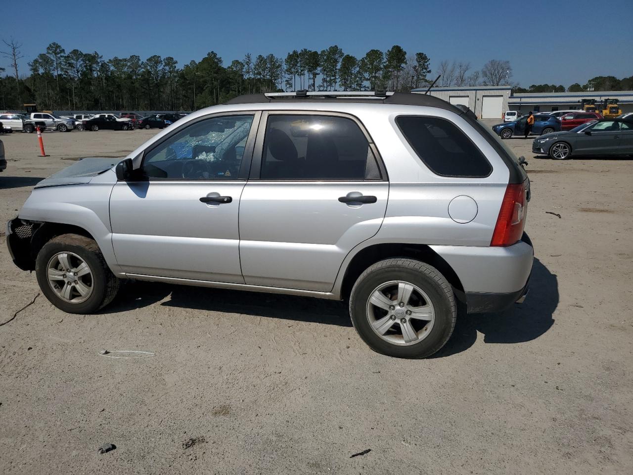 2010 Kia Sportage - Image 2