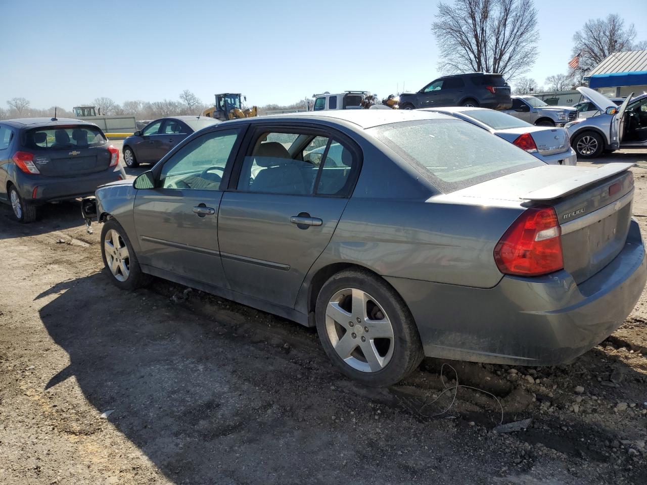 2004 Chevrolet Malibu - Image 2
