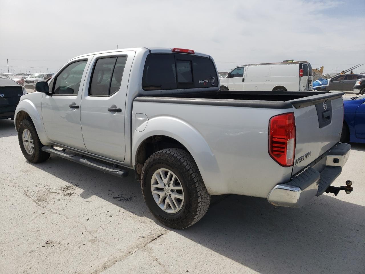 2015 Nissan Navara (Frontier) - Image 2