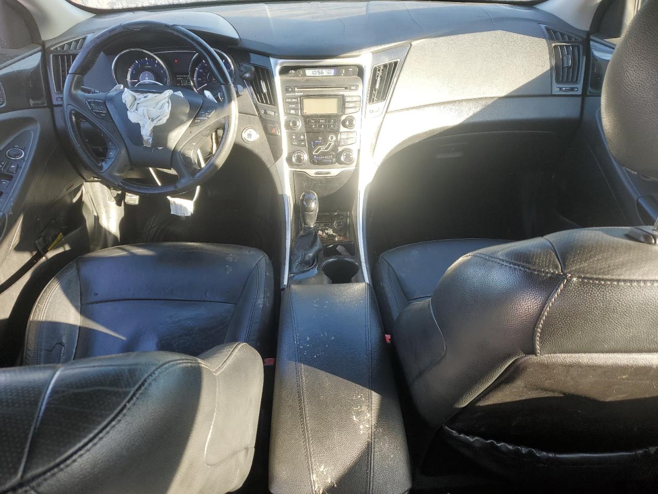 2013 Hyundai Sonata - Image 8