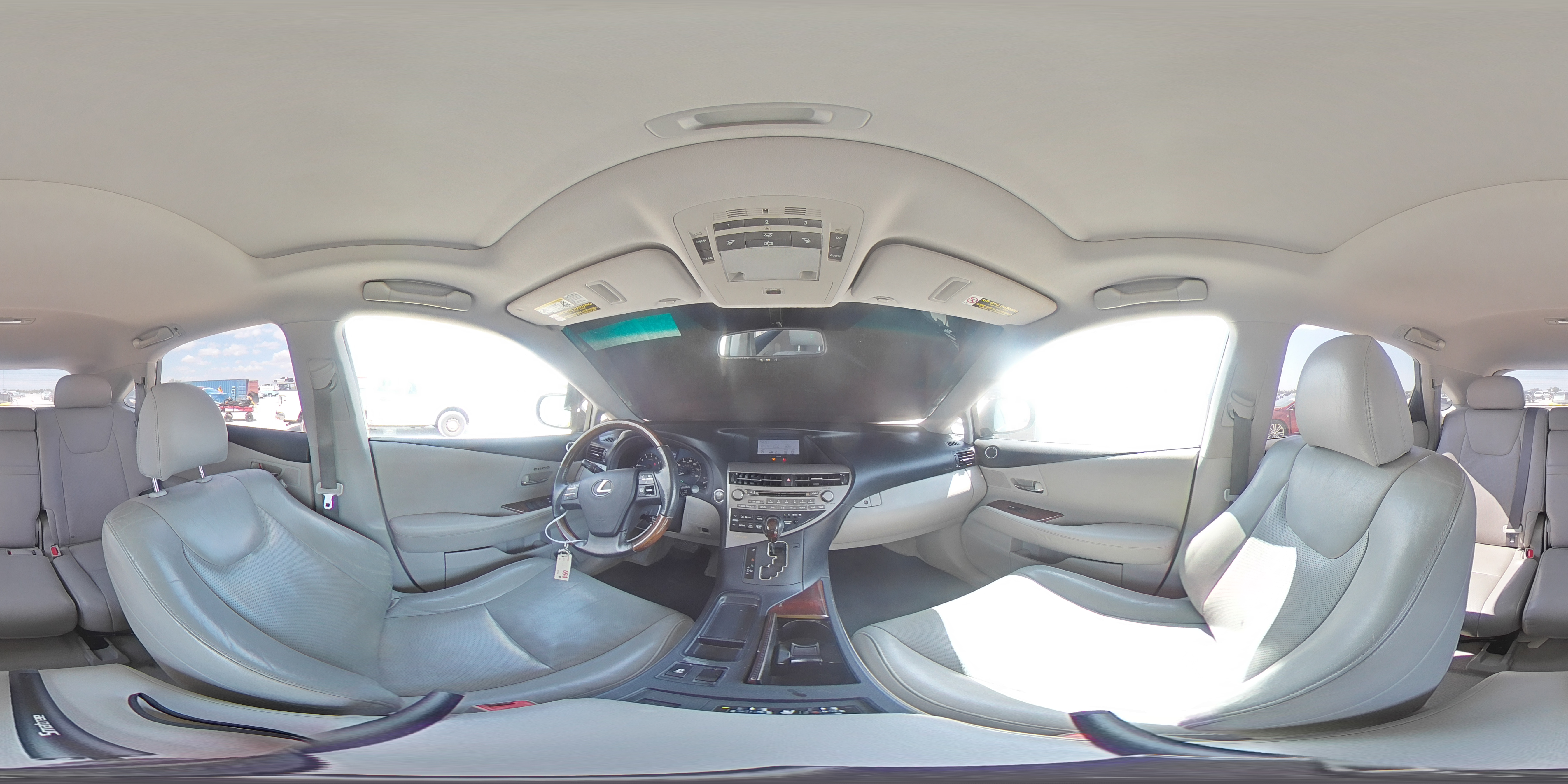 2011 Lexus RX - Image 14