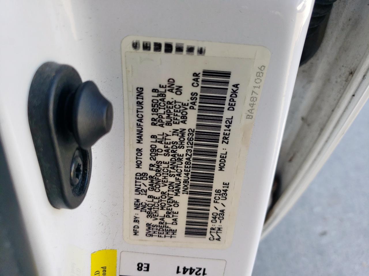 2010 Toyota Corolla - Image 12