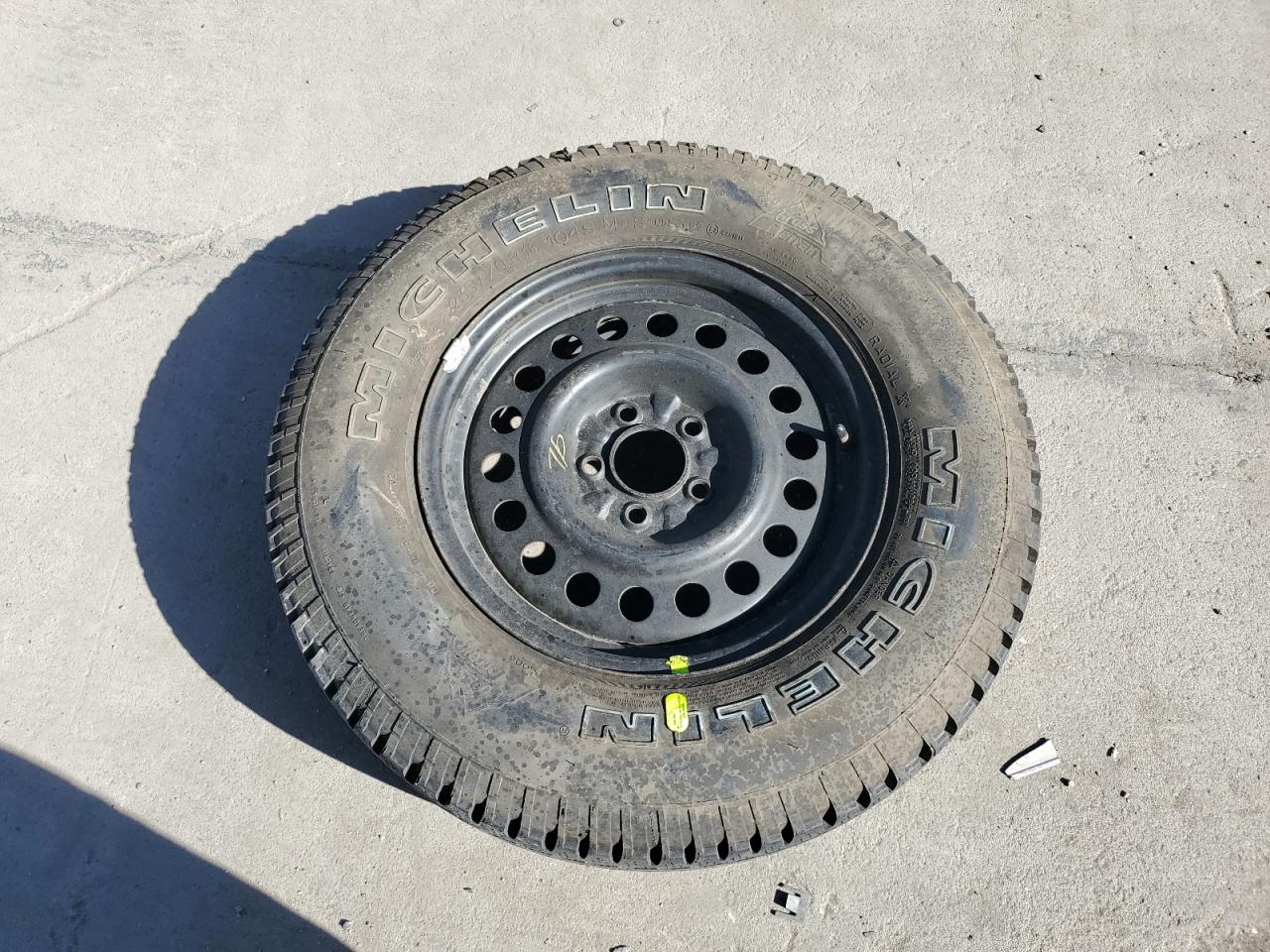 2002 Ford Explorer - Image 13