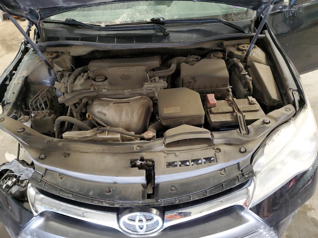 2016 Toyota Camry - Image 13