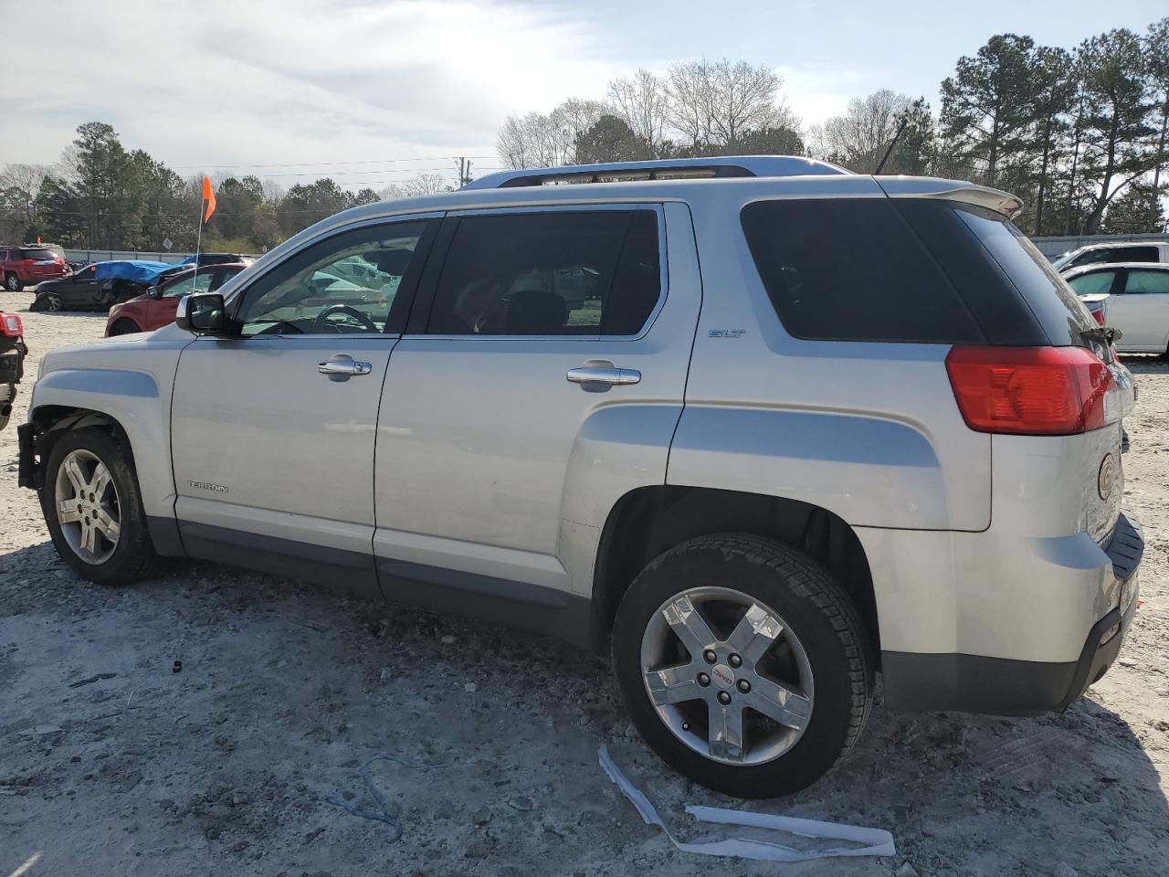 2013 GMC Terrain - Image 2