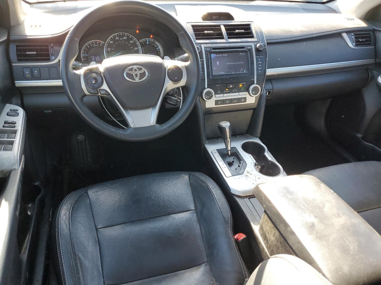 2014 Toyota Camry - Image 8