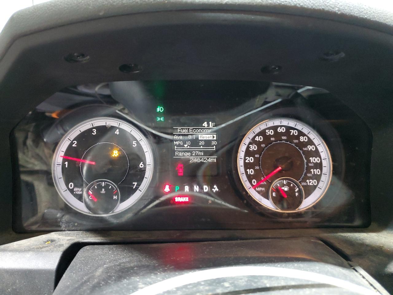 2013 RAM 1500 - Image 9