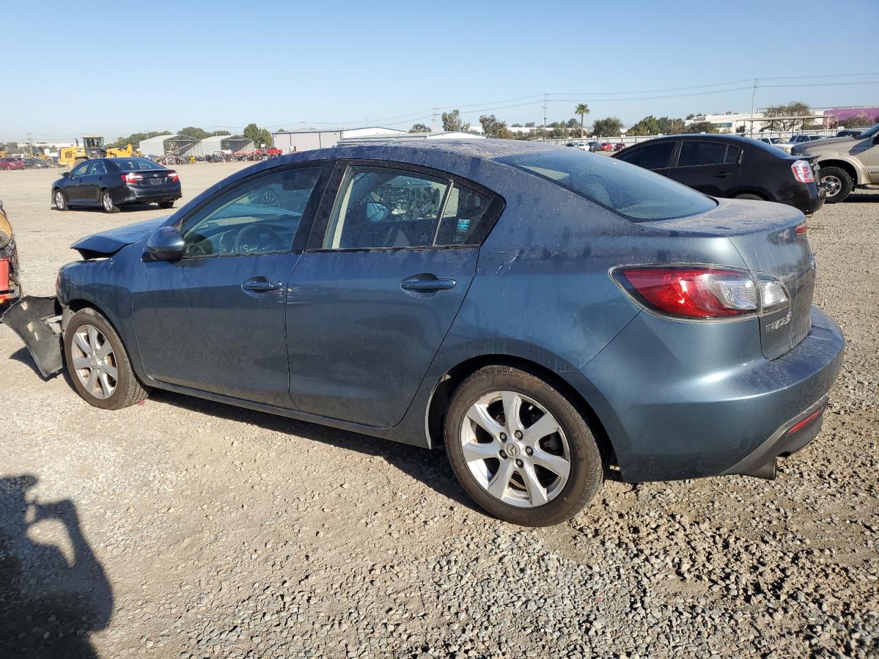 2010 Mazda 3 - Image 2