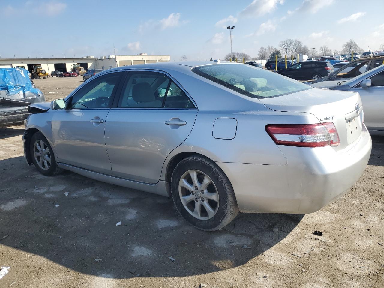 2011 Toyota Camry - Image 2