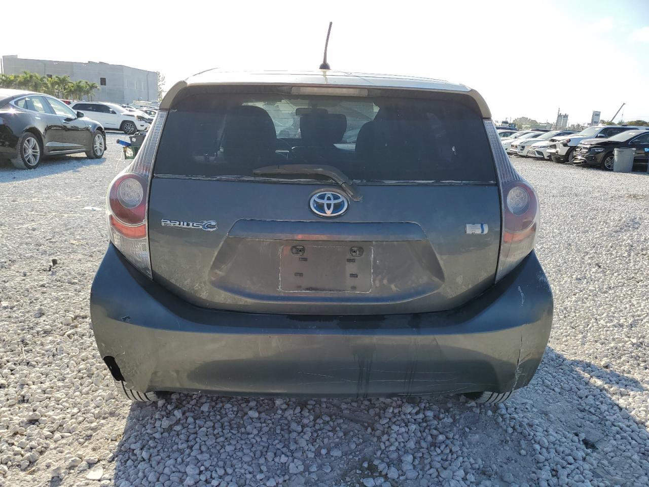 2013 Toyota Prius - Image 6