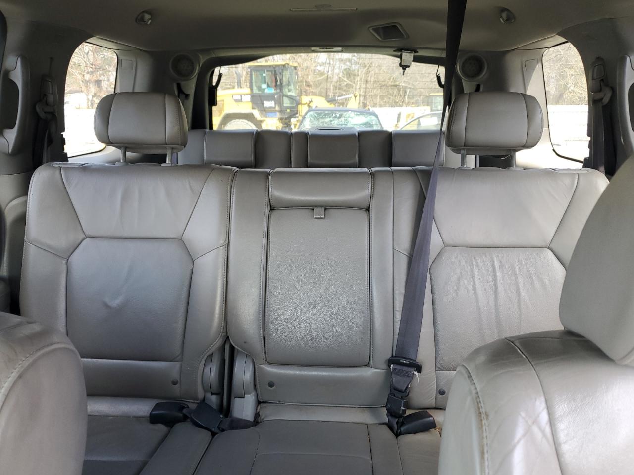 2010 Honda Pilot - Image 10