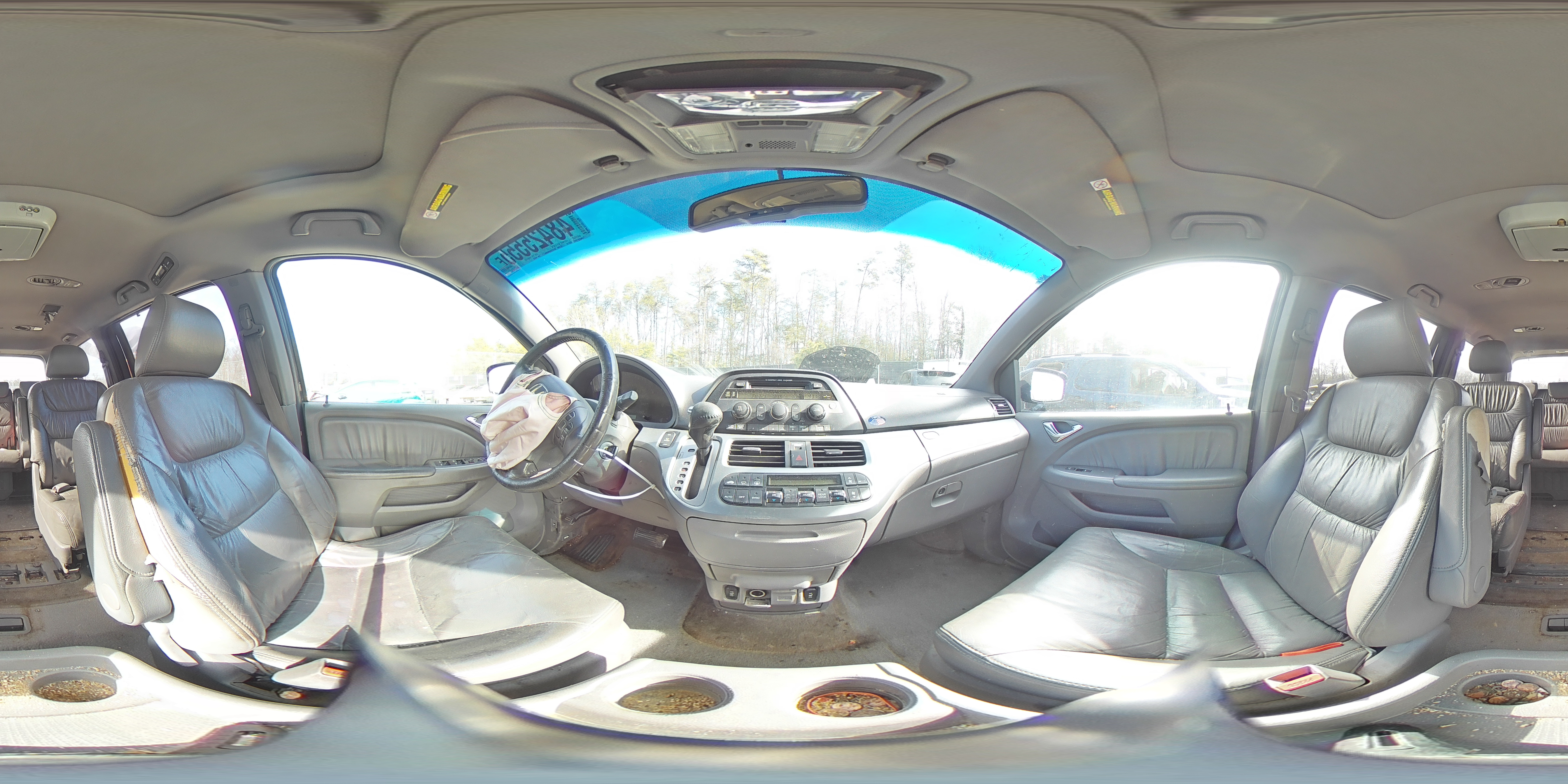2008 Honda Odyssey - Image 13
