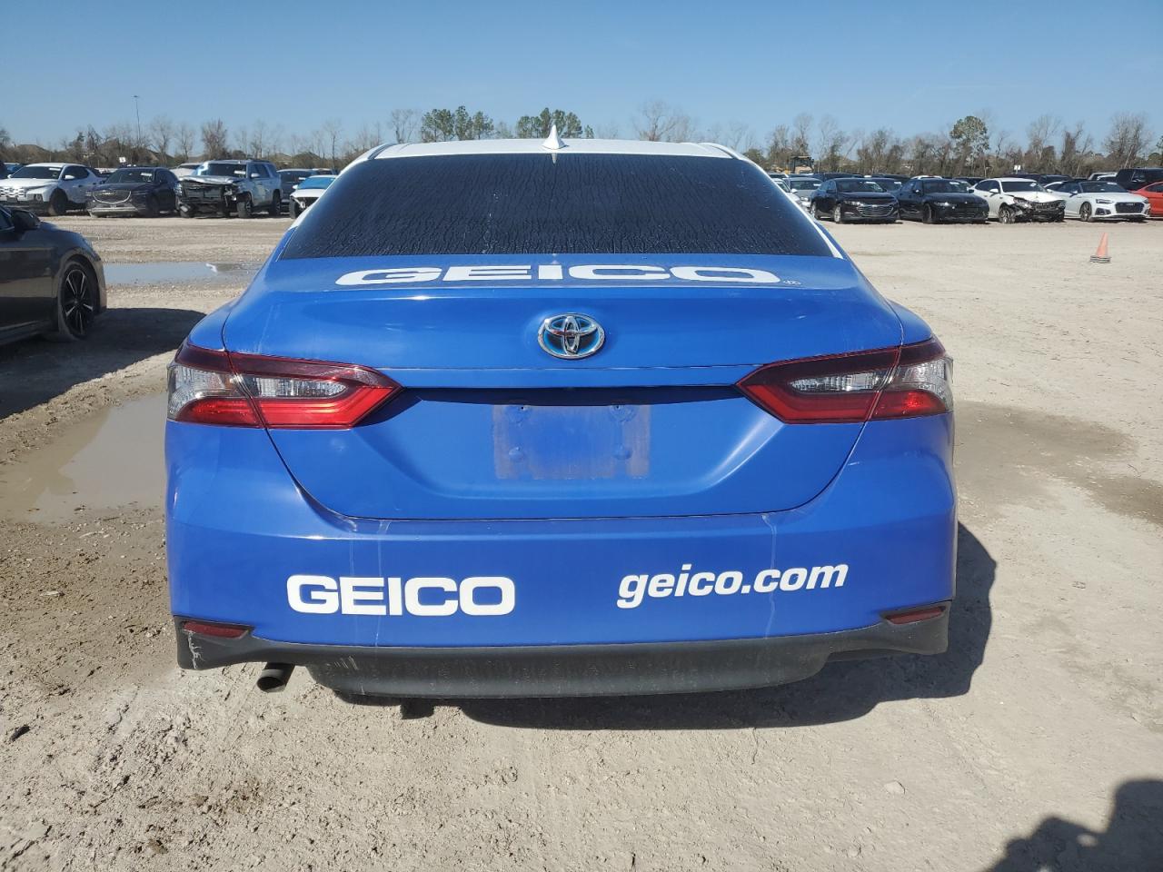 2021 Toyota Camry - Image 6
