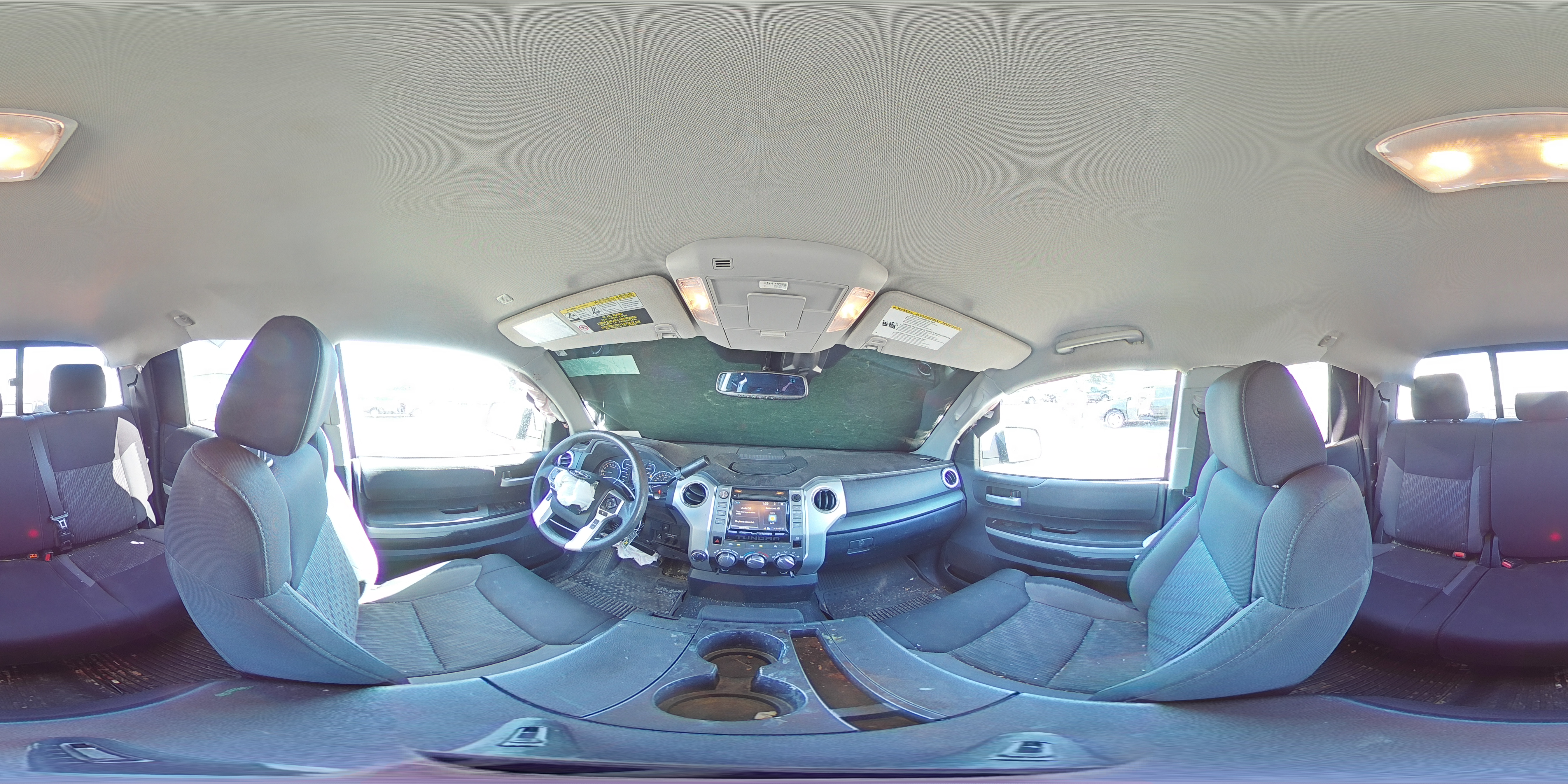 2019 Toyota Tundra - Image 13