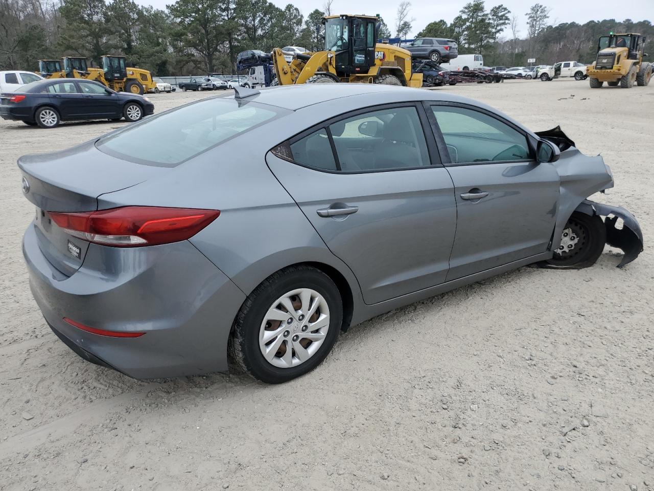 2017 Hyundai Elantra - Image 3