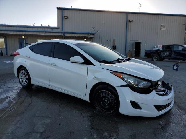  HYUNDAI ELANTRA 2013 Белы