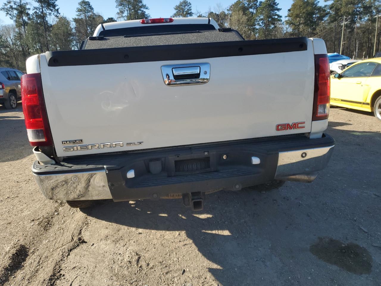 2009 GMC Sierra - Image 6