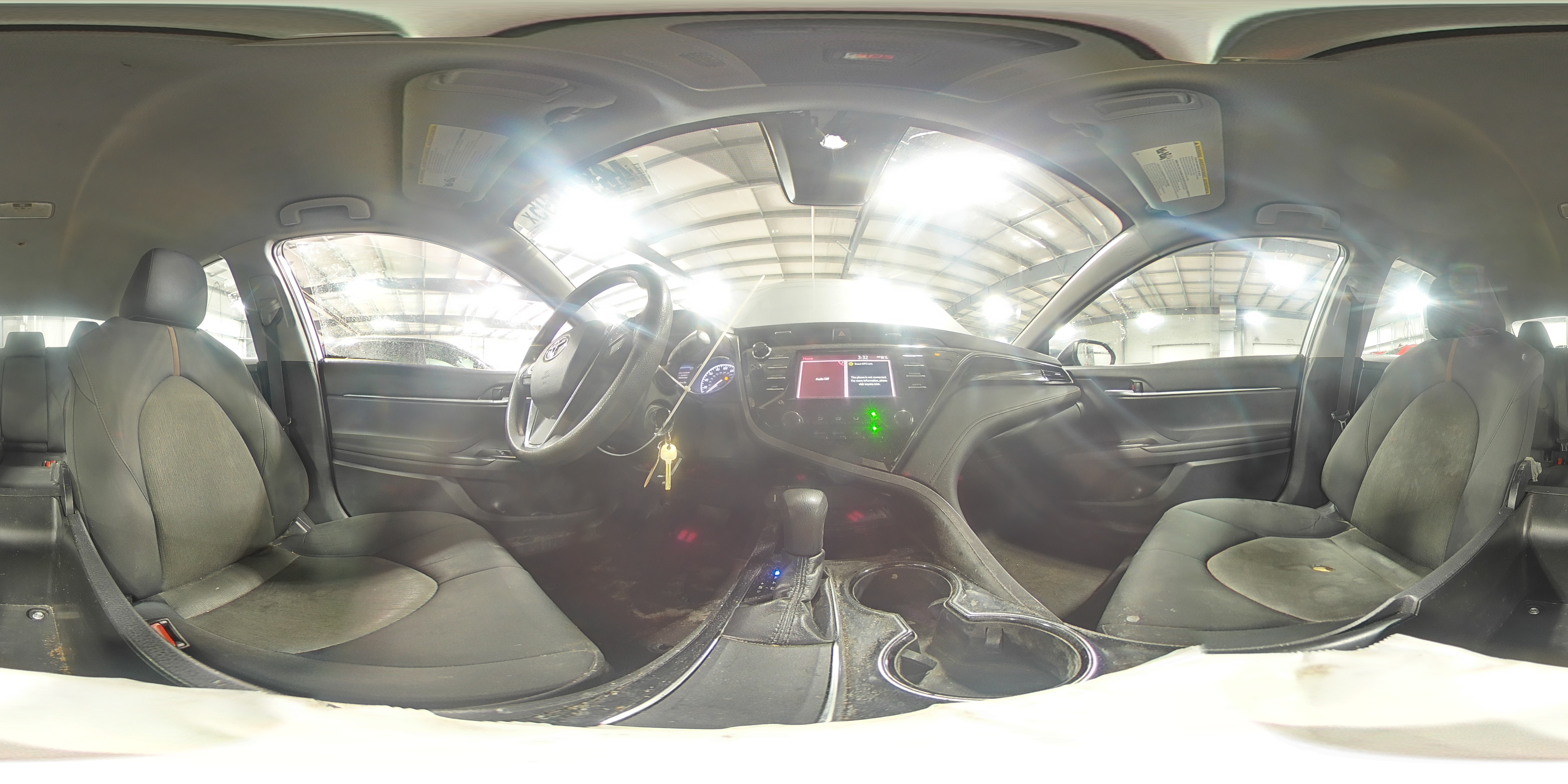 2019 Toyota Camry - Image 14