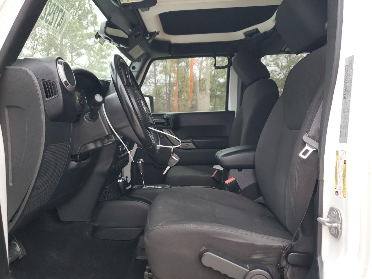 2017 Jeep Wrangler - Image 7