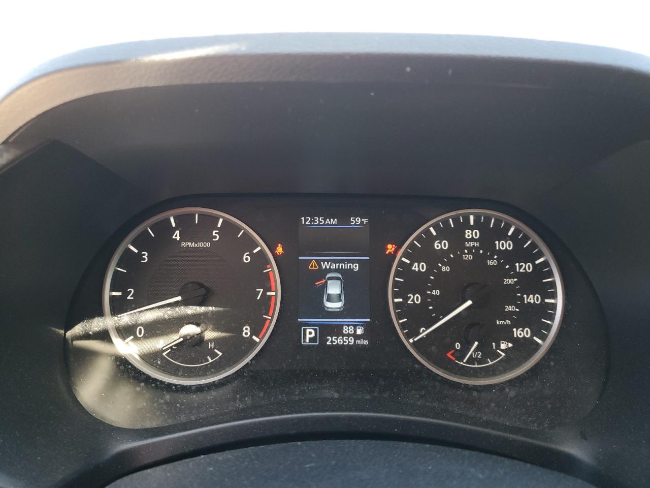 2024 Nissan Sentra - Image 9