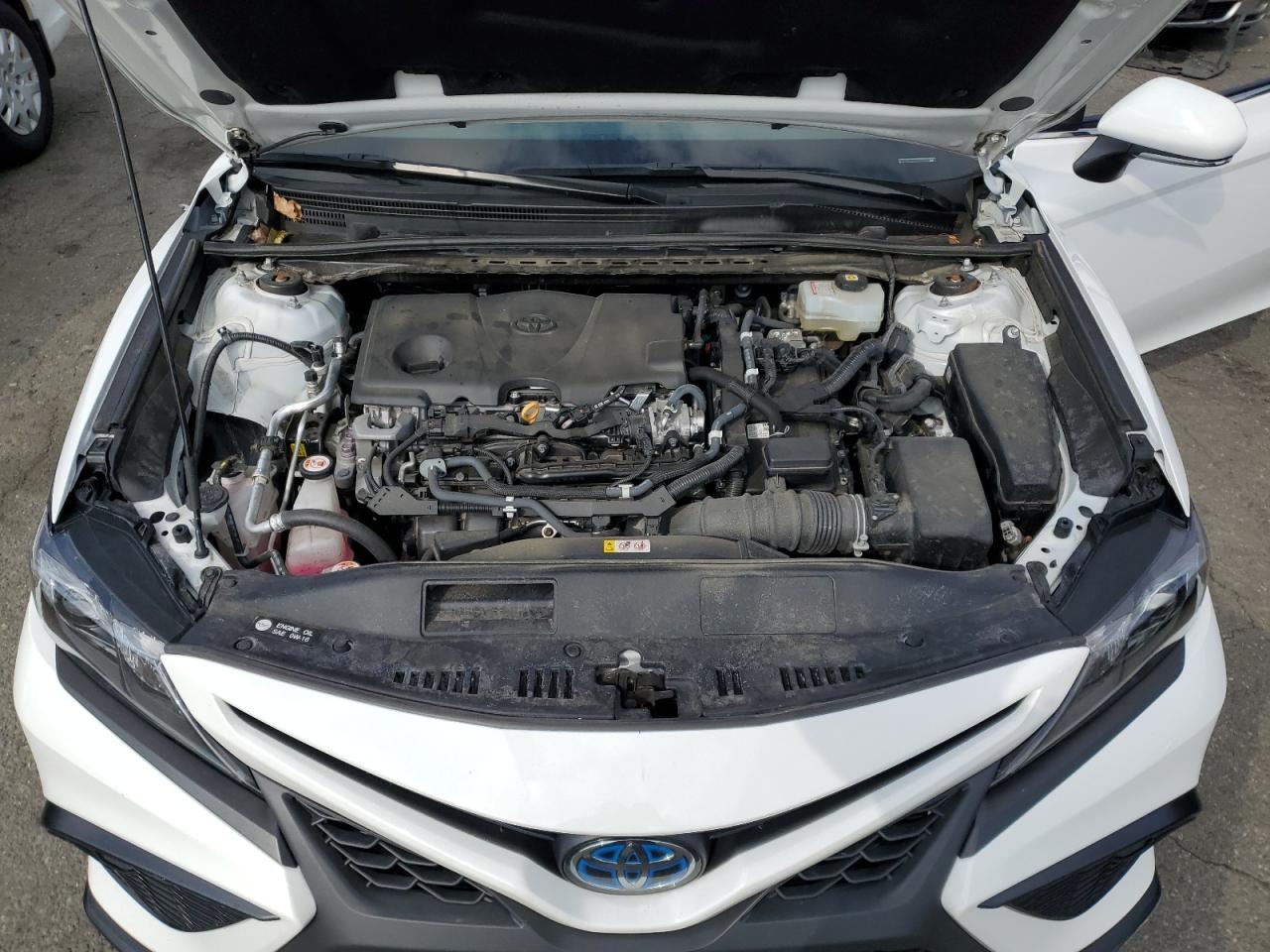 2022 Toyota Camry - Image 11