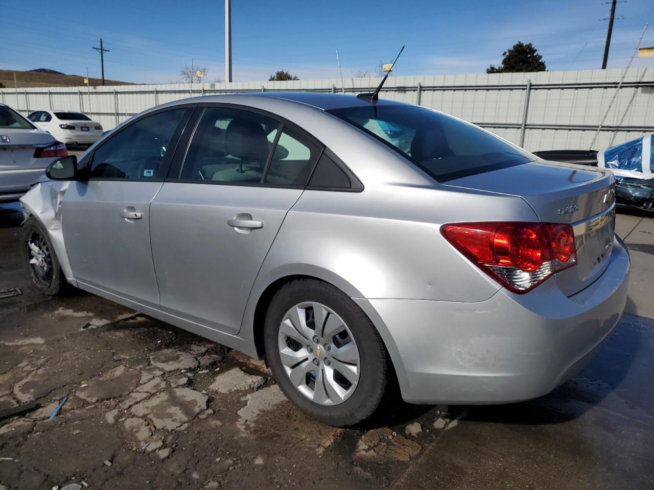 2014 Chevrolet Cruze - Image 2
