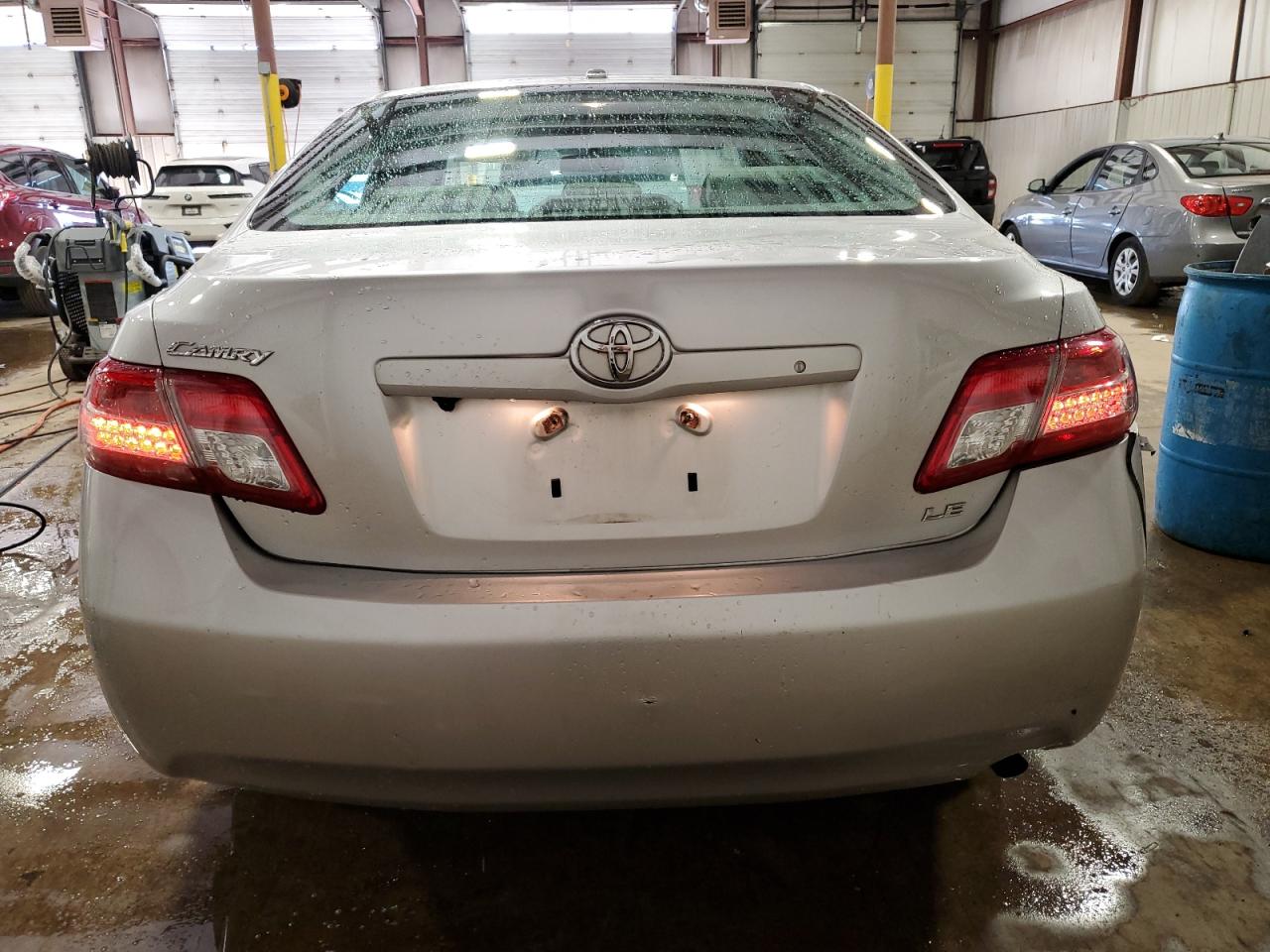 2011 Toyota Camry - Image 6